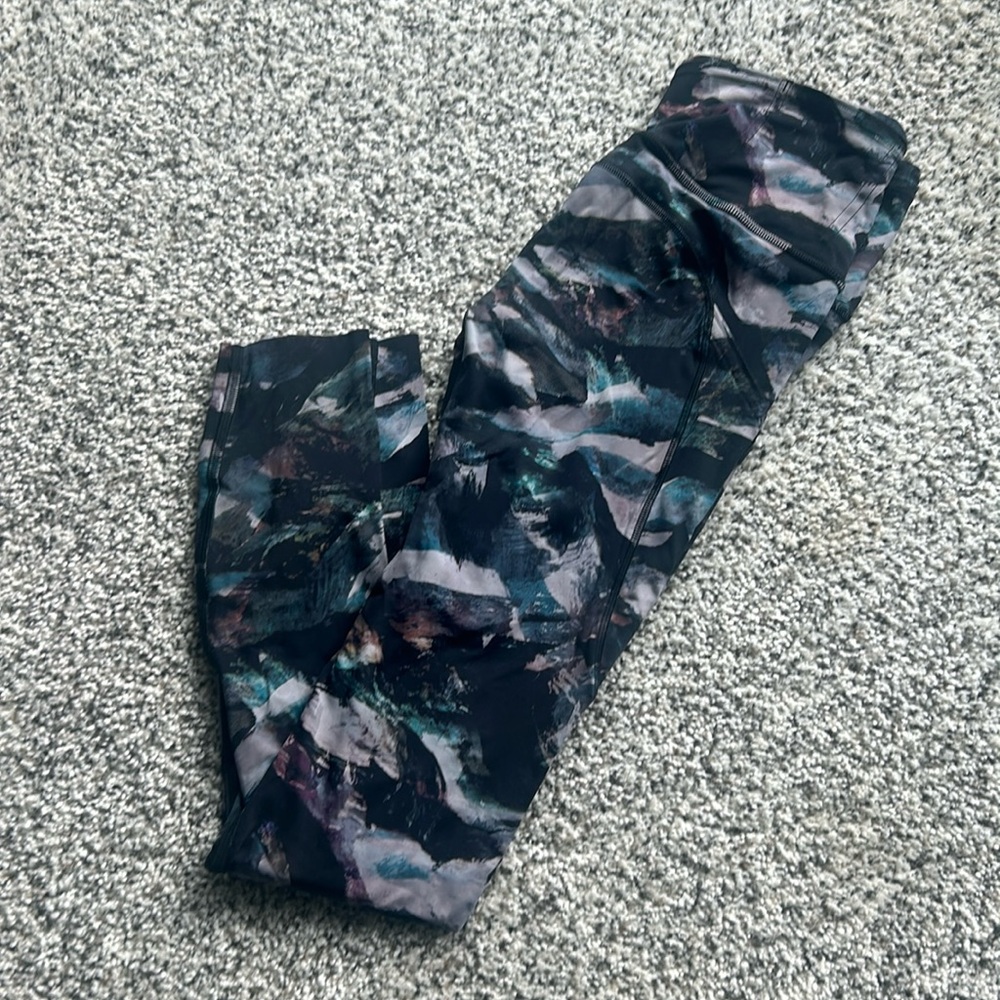 Lululemon Fast & Free 25” Tight. Like New